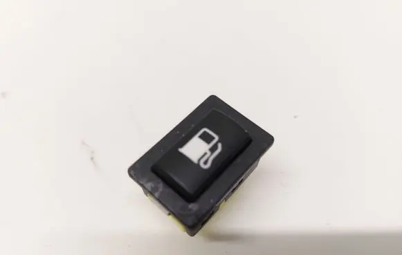 BMW 3 G20 G21 Fuel tank opening switch 9323414