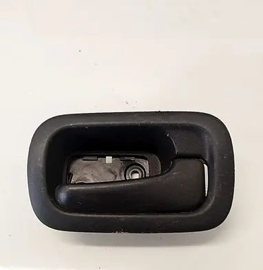 Honda CR-V Front door interior handle 