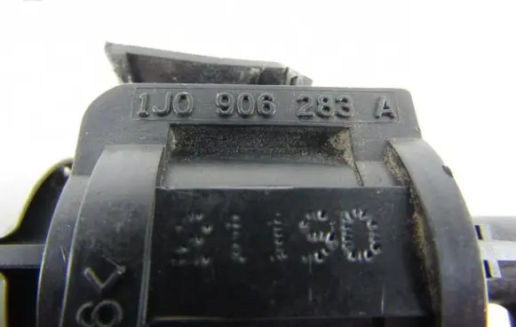 Audi A6 S6 C5 4B Turbo solenoid valve 1J0906283A