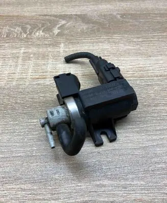 Audi A6 S6 C6 4F Turbo solenoid valve 8E0906627C WithPlug
