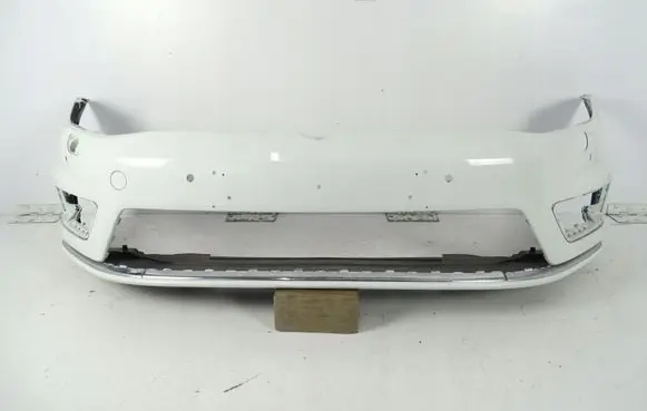 Volkswagen Golf VII Front bumper