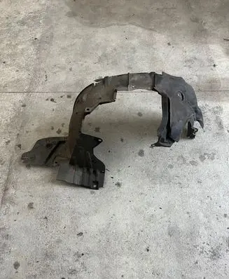 Nissan Note (E11) Front wheel arch liner splash guards