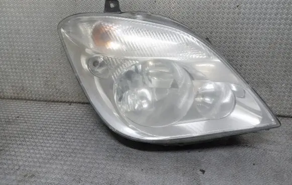 Mercedes-Benz Sprinter W906 Headlight/headlamp 24738200RE