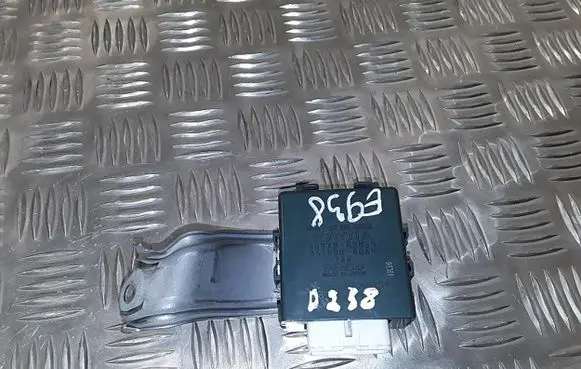 Lexus IS 220D-250-350 Engine control unit/module 8597053030