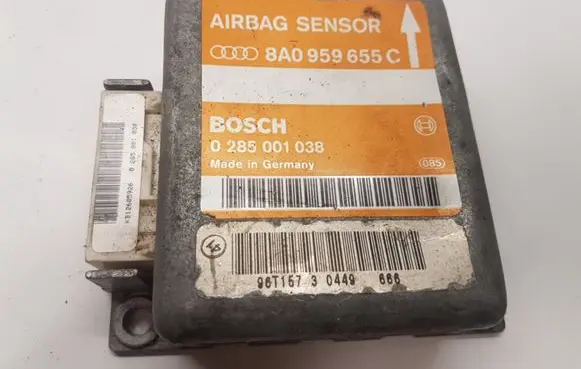 Audi A4 S4 B5 8D Airbag control unit/module 8A0959655C 0285001038