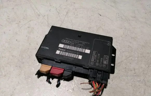 Audi A4 S4 B6 8E 8H Comfort/convenience module 8E0959433BC