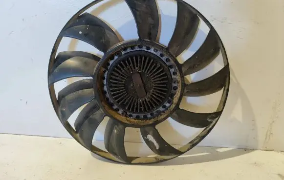 Audi A4 S4 B6 8E 8H Fan impeller 059121301
