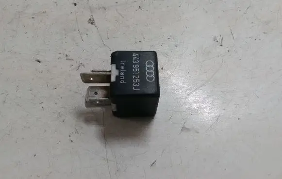Audi A3 S3 8L Other relay 443951253J