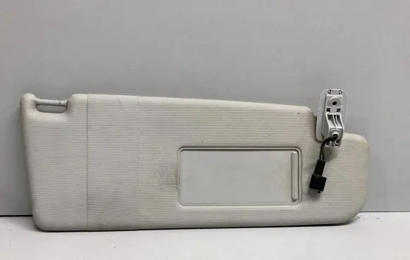 Volkswagen PASSAT B7 Sun visor