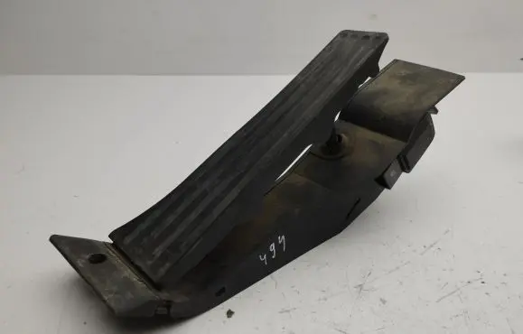 BMW 5 E60 E61 Accelerator throttle pedal 6772646