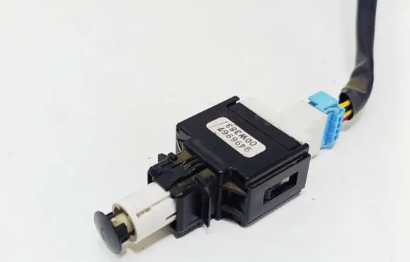 Volvo XC70 Brake pedal sensor switch 9496967