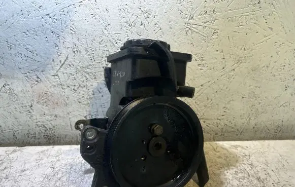 BMW 3 E46 Power steering pump