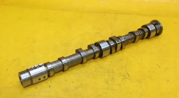 Volkswagen Golf V Camshaft 03CDC