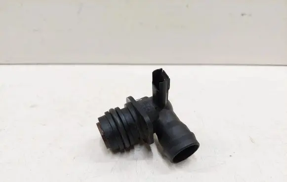 BMW 3 E90 E91 Breather hose/pipe 7530271 4010014B