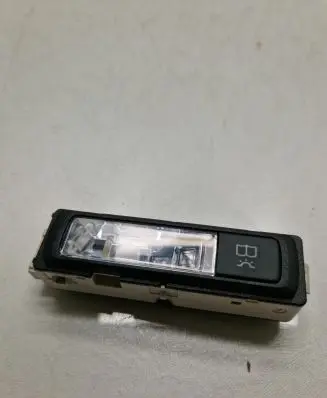 Mercedes-Benz E W213 Rear seat light 011583