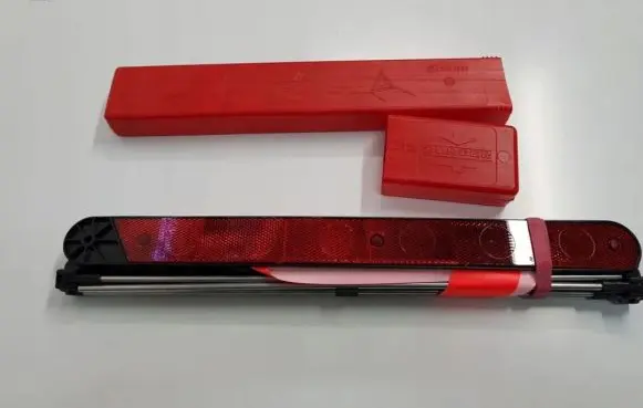 Mercedes-Benz ML W163 Front reflector 