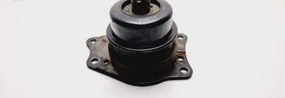 Skoda Fabia Mk1 (6Y) Engine mount bracket 6Q0199262A