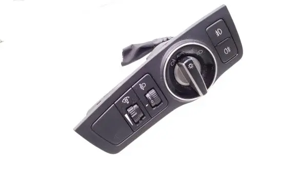 Hyundai i40 Light switch 933003Z950 39R1071000