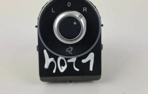 Alfa Romeo Stelvio Wing mirror switch 01561181990 25717 00015