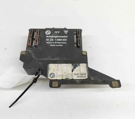 BMW 5 E34 Tow bar trailer control unit/module 1389658 1390351