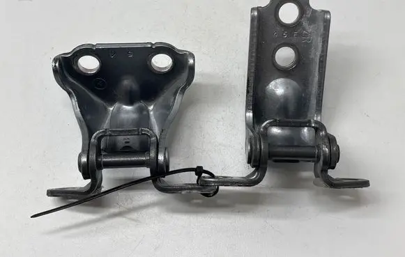 Subaru Legacy VII Rear door hinge set 60479FG022 57602AN00A