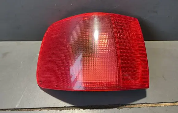 Audi A6 S6 C4 4A Rear/tail lights 138565