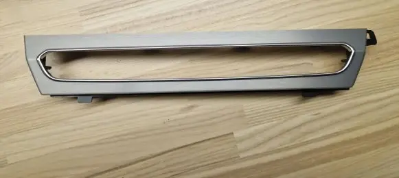 Audi Q7 4M Dashboard glove box trim 4M1853240B