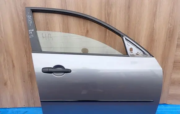 Mazda 3 I Front door