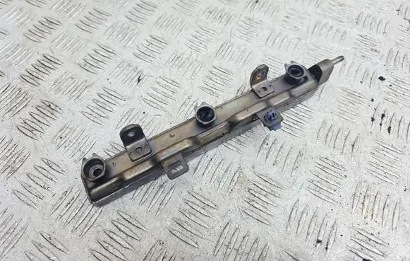 Honda Legend Fuel main line pipe