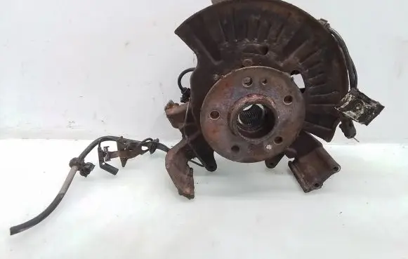 Mercedes-Benz ML W163 Front wheel hub