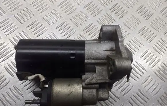 Renault Megane III Starter motor 8200741476-C