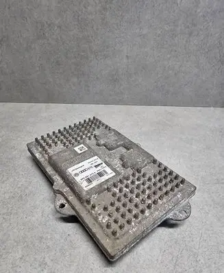 Volkswagen Golf VII Headlight ballast module Xenon 90050333 5F0941472A