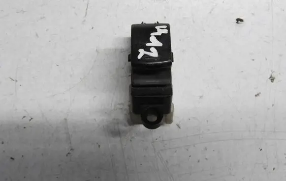 Nissan Micra Quarter vent window switch 