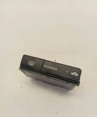 Windscreen/window heater switch