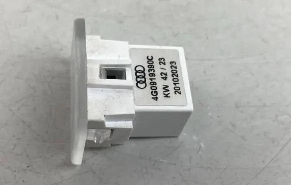 Audi Q4 e-tron Other interior light 4G0919390C 20102023