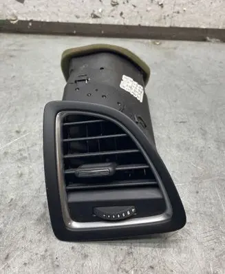 Opel Cascada Dashboard side air vent grill/cover trim 522040591 13417619 13417617