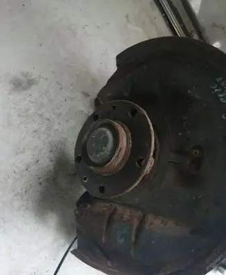 Peugeot 407 Rear wheel hub spindle/knuckle 