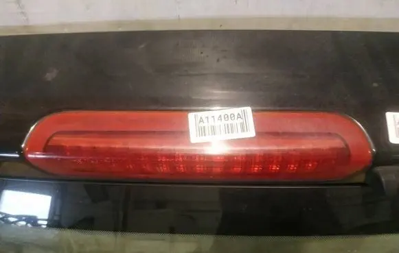 KIA Cerato Third/center stoplight