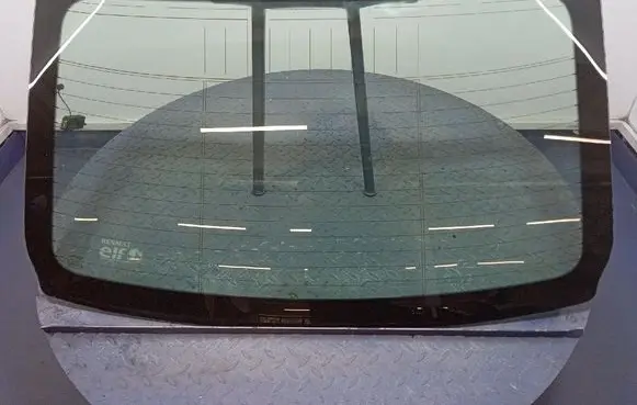 Renault Megane I Rear windscreen/windshield window 