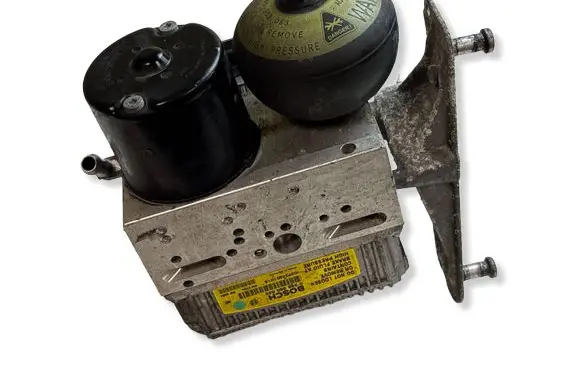 Mercedes-Benz SL R230 ABS Pump A0054317212
