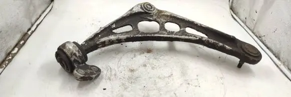 Front lower control arm/wishbone