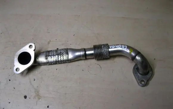 Volkswagen Golf Plus Turbo turbocharger oiling pipe/hose 03G131521AH VD4092