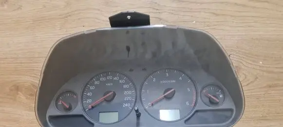 Volvo S40 Speedometer (instrument cluster) 30623048 03W28D1 30623974