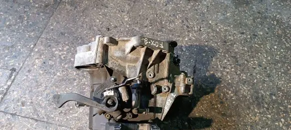 Volkswagen Fox Manual 5 speed gearbox 02T3011 HUY