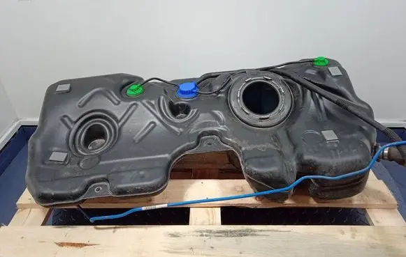 BMW 2 F44 Fuel tank 7465135