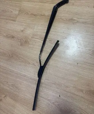 Toyota Corolla E120 E130 Front wiper blade arm 8521102110 8521102110B