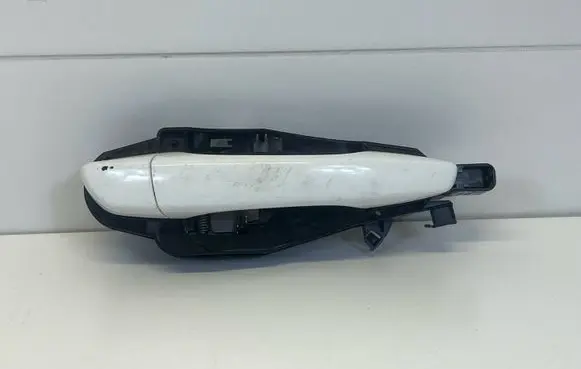 Peugeot 208 Front door exterior handle GEO016532
