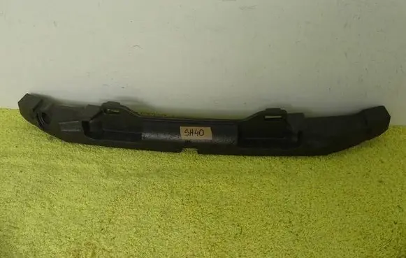 Front bumper foam support bar