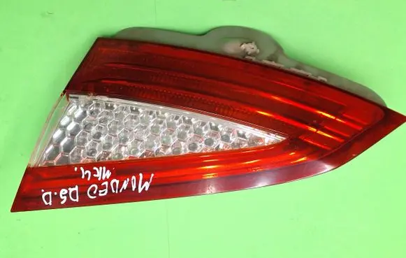 Ford Mondeo MK IV Tailgate rear/tail lights 7S7113A602B