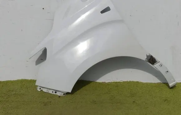 Hyundai H-1, Starex, Satellite Fender